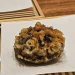 天婦羅 みやしろ - 椎茸の天婦羅