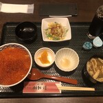 いくら丼 旨い魚と肴 北の幸 釧路港 - 