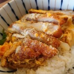 レストランシルクロード - 「伝統の酔月かつ丼」②