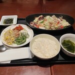 本格韓国料理 ハングルタイガー - イイダコと野菜の炒め物セット