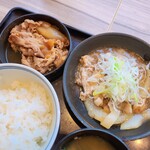 Yoshinoya - 