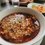 Jindhin Rou - 酸辣湯麺