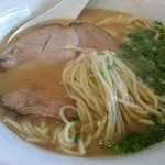 麺屋 菜々兵衛 - 麺のアップです（２０１３年９月）。
