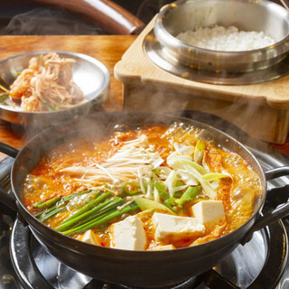 온마의 맛! '김치찌개'와 밥솥밥을 꼭