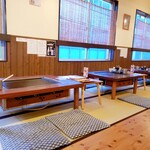 お好み焼き まりや - 風情ある店内！