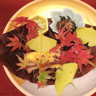 Kaiseki course using seasonal ingredients