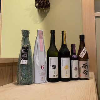 We have a wide selection of sake carefully selected by the owner, including hard-to-find Japanese sake from all over the country.