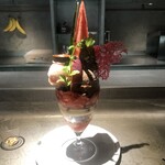 PATISSERIE ASAKO IWAYANAGI - パルフェビジュー®︎ フリュイ ルージュ（ドリンク付き） 5,280円（税込）