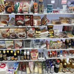 セブンイレブン - 料理写真:商品棚。