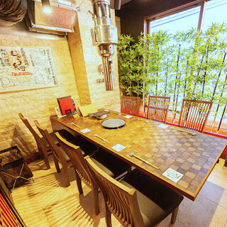 It is not available at the main store Haramido. We have many private rooms waiting for you.