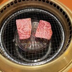 飛驒牛一頭買　燒肉・Akariya - 