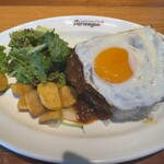 ハワイアンカフェ&レストラン メレンゲ - ロコモコ ¥1,440