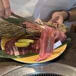 焼肉ホルモンまるよし精肉店 - 