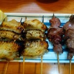 菊乃家本店 - 手羽先、ハツ(塩)