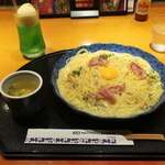 五右衛門 - 料理写真:カマンベールチーズとカリカリベーコンのカルボナーラ/メンズセット（大盛り・ドリンク付き）