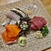 Tokihami - お造里3種盛り合わせ　北海道産の鱒と鰆に熊本の馬刺