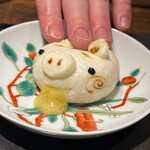 仁修樓 - 仔豚型クリーム蒸しパン