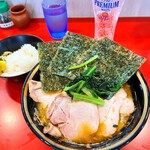 家系総本山 吉村家 - 