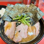 家系総本山 吉村家 - 