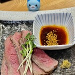 かつぎや - 中華風ローストビーフと青いチビ猫