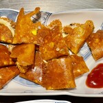 お好み焼き 鉄ちゃん - チーズの食感が肉みたいなポテサラのカリカリチーズ焼き