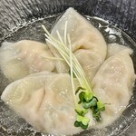 かつぎや - 水餃子　この出汁が後引きで美味い