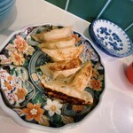 Chinese Dining Yorushikanai - エビとチーズのひと口餃子