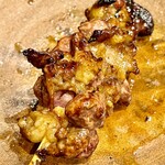 酒亭 田中 - 熊野地鶏の背肝　濃厚トロトロ　本日一番か！？