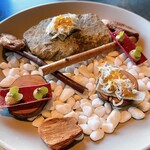 logue - アミューズ