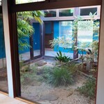 馳走西健一 - 内観