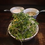 仁亭 - サラダとドレッシング