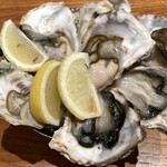 魚とワインはなたれThe Fishand Oysters - 