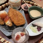 Katsu no - カゴに入って豪華です