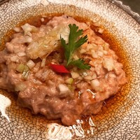 鹹魚（ハムユイ）のせ蒸しハンバーグ
