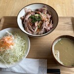 かねやん食堂 - 