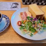 カフェ・ド・コポリ - 超厚切りトースト