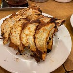 南海飯店 - 餃子（写真は２人前）