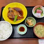 市場の食堂 金目亭 - 