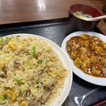 海の宴 - 今回オーダーの焼豚チャーハン＋ミニ麻婆豆腐