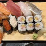 Kaisen Sushi Izakaya Shichifuku - 