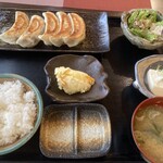 親方のぎょうざ - 餃子定食600円