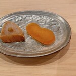 すし処 睦月 - 鰆スモーク、自家製唐墨