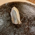 すし処 睦月 - 鯵新子