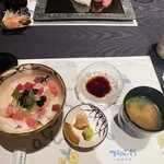 マラルンガ 和琉創作 - 御食事:ミニ海鮮丼(握り五貫に変更可)