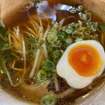 らー麺 あす香 - 醤油らーめん　チャーシュートッピング