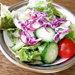 プチハウス - コースのサラダ