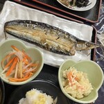 かちどき食堂 - 秋刀魚の開き定食