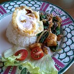 タイ料理 ガパオPN - シーフードガパオ