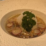 ソンブルイユ TOKYO - スズキのポワレと各種野菜　ナージュ風