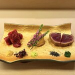 鮨 冨味 - 刺身3点盛り　鯨尾の身　つぶ貝　鰹漬け揚げ